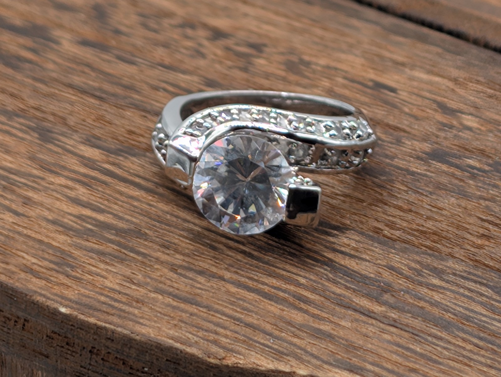 sterling silver cocktail ring size 4.75 vintage brilliant cut CZ tension set