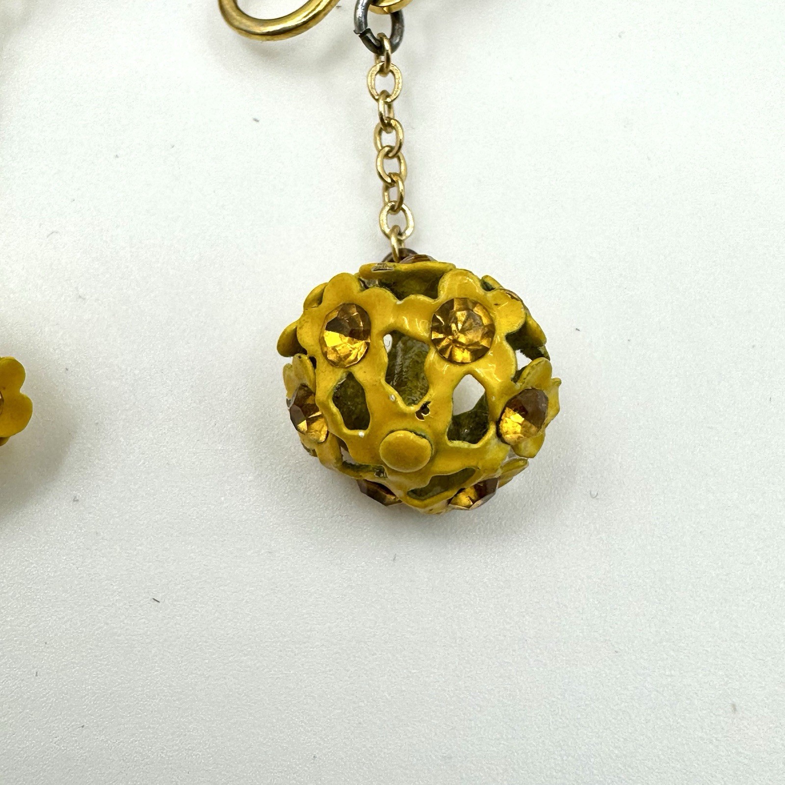 Vintage 50’s Enamel Yellow Rhinestone Daisy Flower Dangle Clip On Earrings MCM