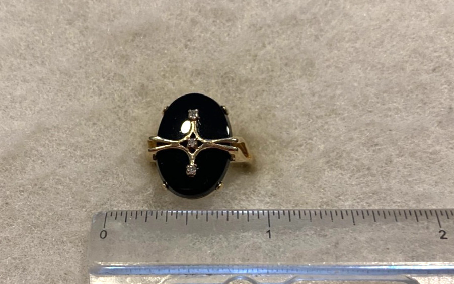 Vintage 10 Kt Onyx & Diamond Ring Size 6 1/2 – 3.6 Grams