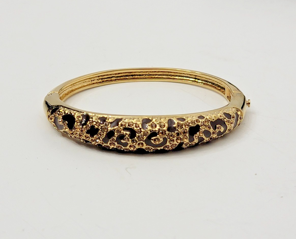 Bangle Bracelet Animal Print Enamel Gold Tone, Hinged Opening