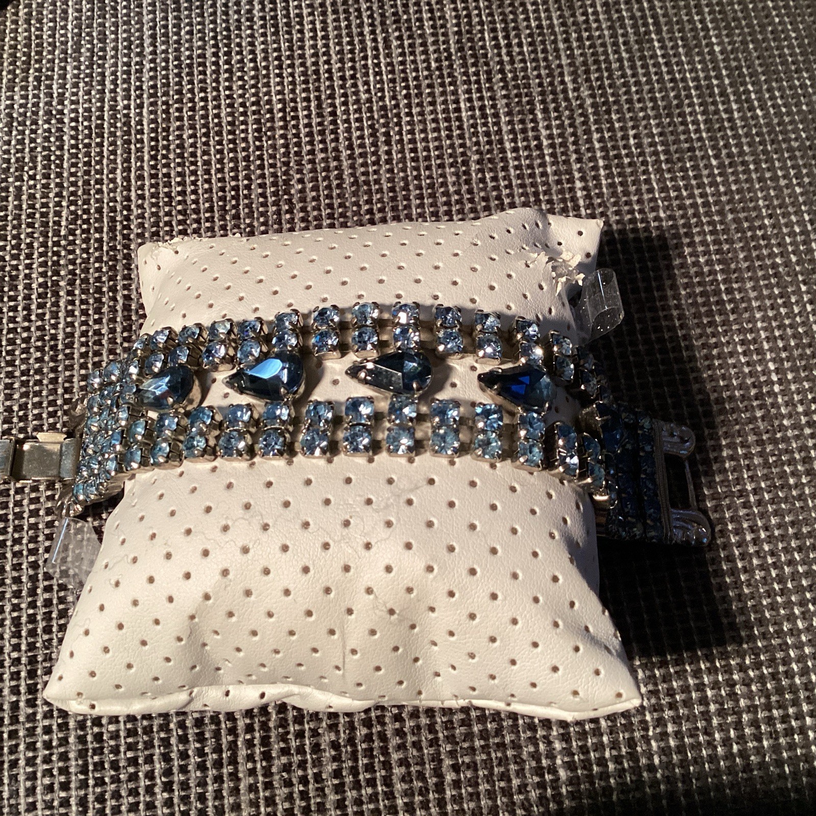 Vintage Blue Rhinestone Wide Statement Bracelet Silver Tone Unsigned 7 Inches