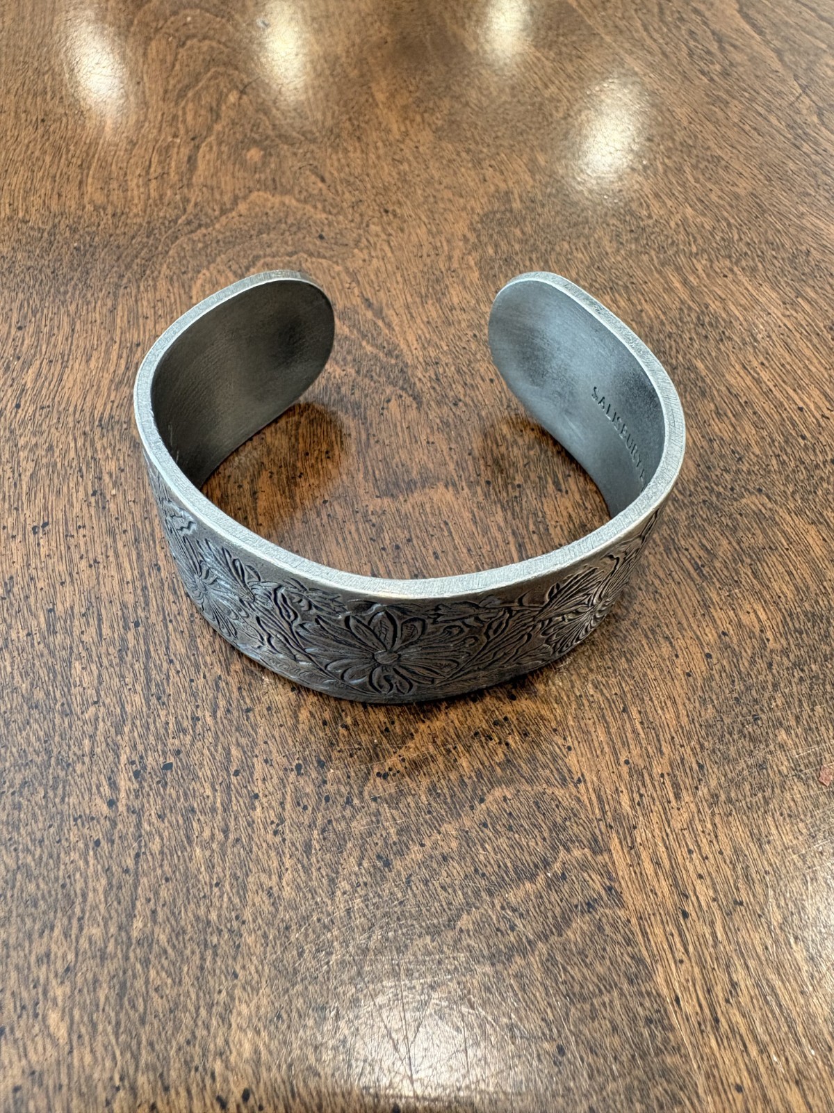 SALISBURY PEWTER APRIL FLOWER ETCHED CUFF BRACELET