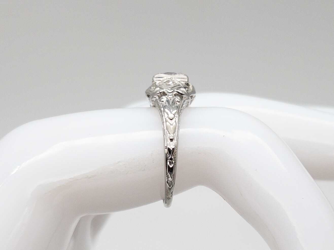 Antique 1920s Certified NO HEAT Purple Pink Sapphire Diamond 18k White Gold Ring