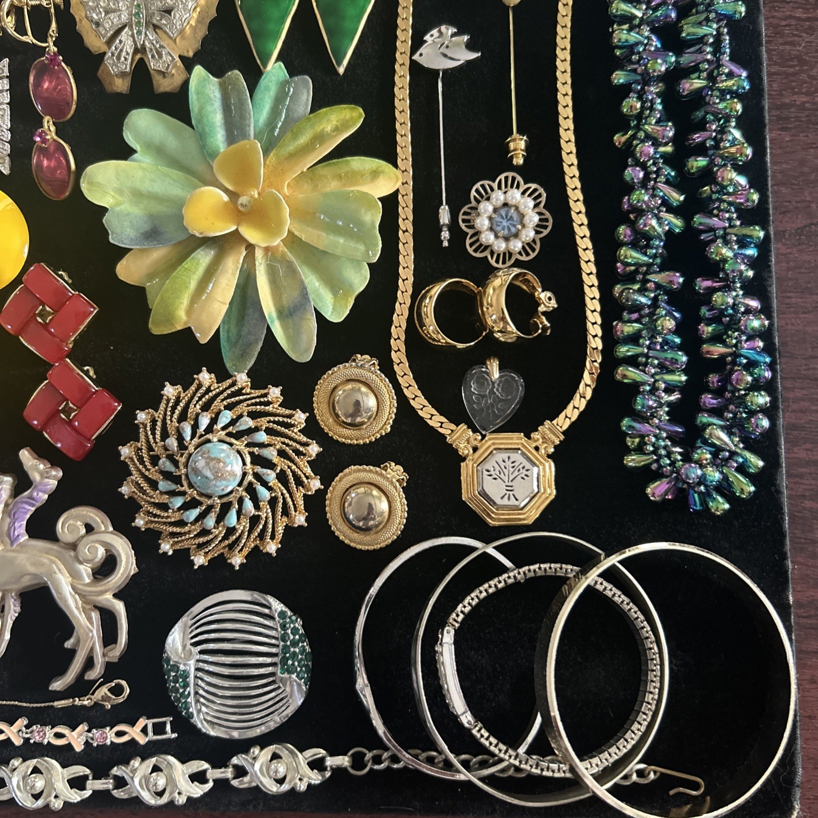 66 Vintage lot jewelry unbranded wearable Trifari Monet Coro Marian Haskell Sty