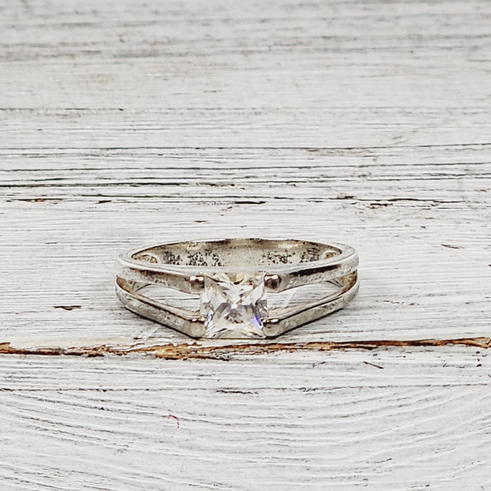 VINTAGE SQUARE CZ RIGHT HAND STERLING SILVER 925 RING SZ 9.25 RETRO STACK PRETTY