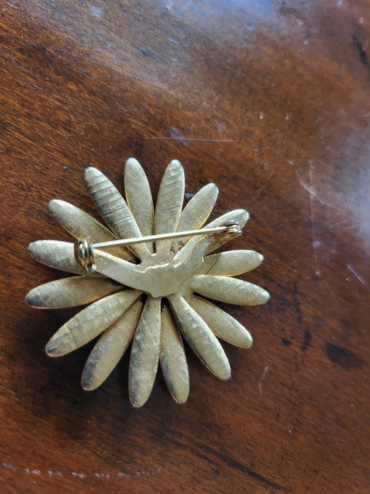 Vintage Pink And Green Enamel Daisy Brooch 1960s