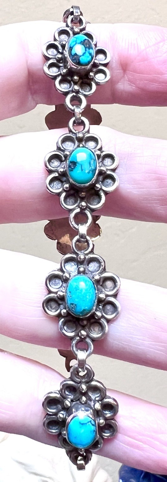LOVELY Artisan Ornate Sterling Silver Genuine Turquoise Floral Design Bracelet