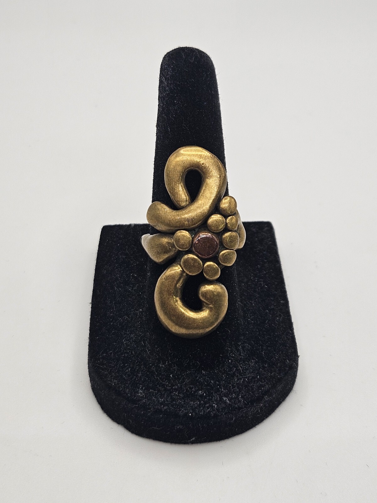 Vintage Brass & Copper Modernist Brutalist Flower Scroll Ring Size 6