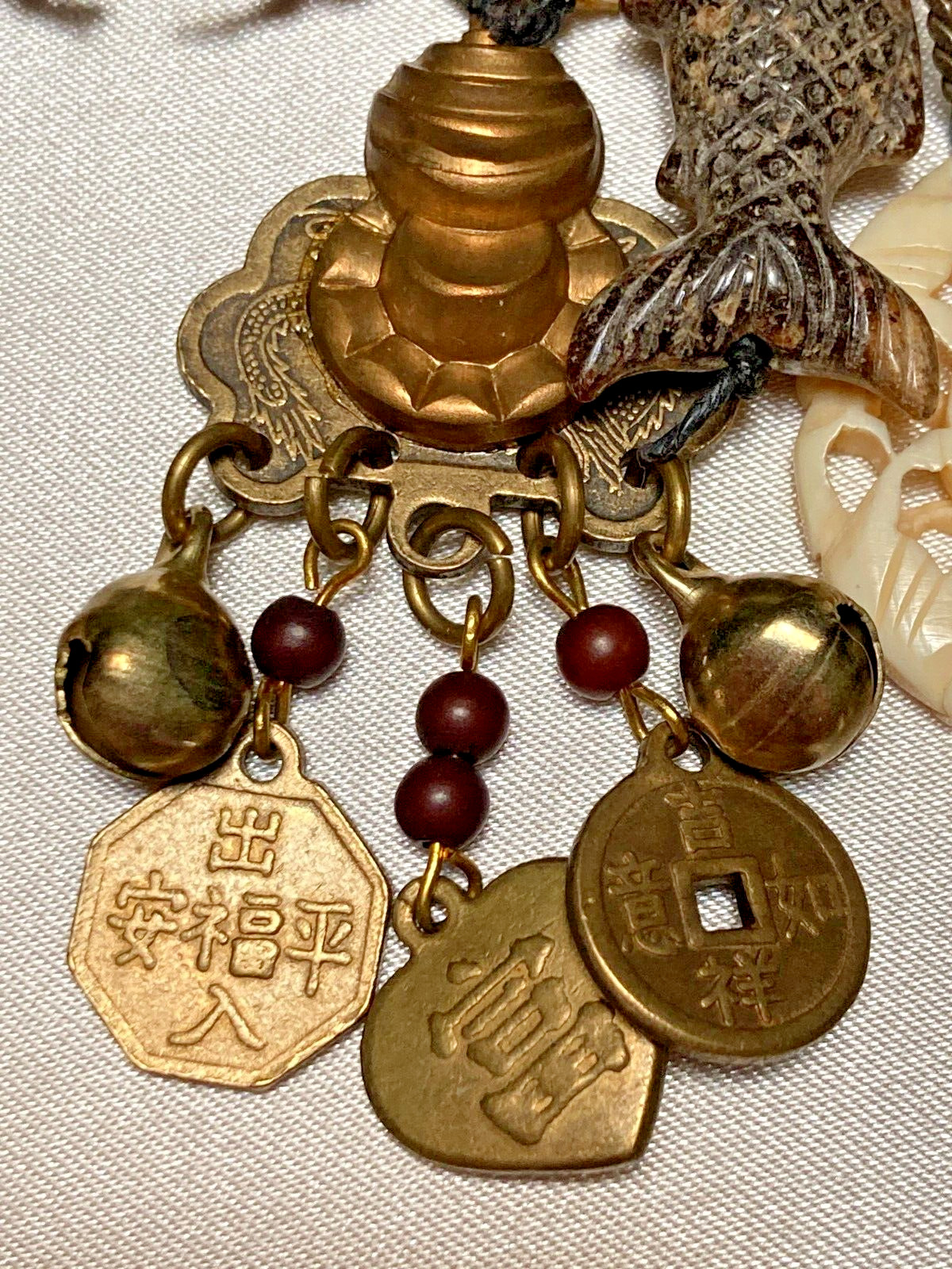 Unique Mismatched Asian-Themed Jingly Bell Charms Fashion Clip Back Earrings Vtg