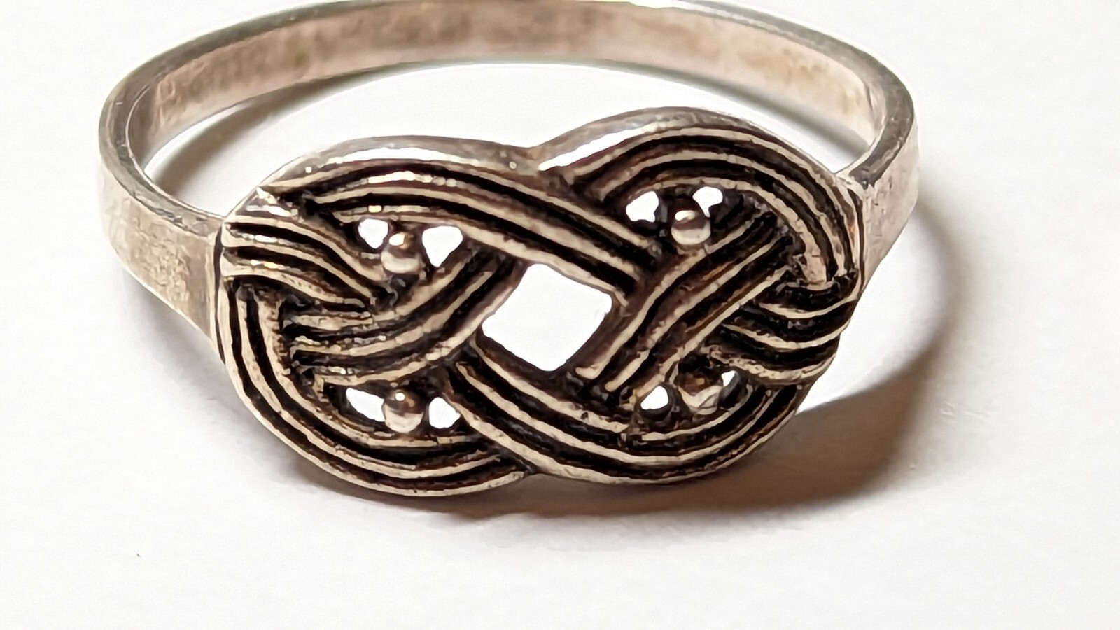 VINTAGE STERLING SILVER CELTIC RING ABOUT SIZE 8 1/4 HALLMARKED 925