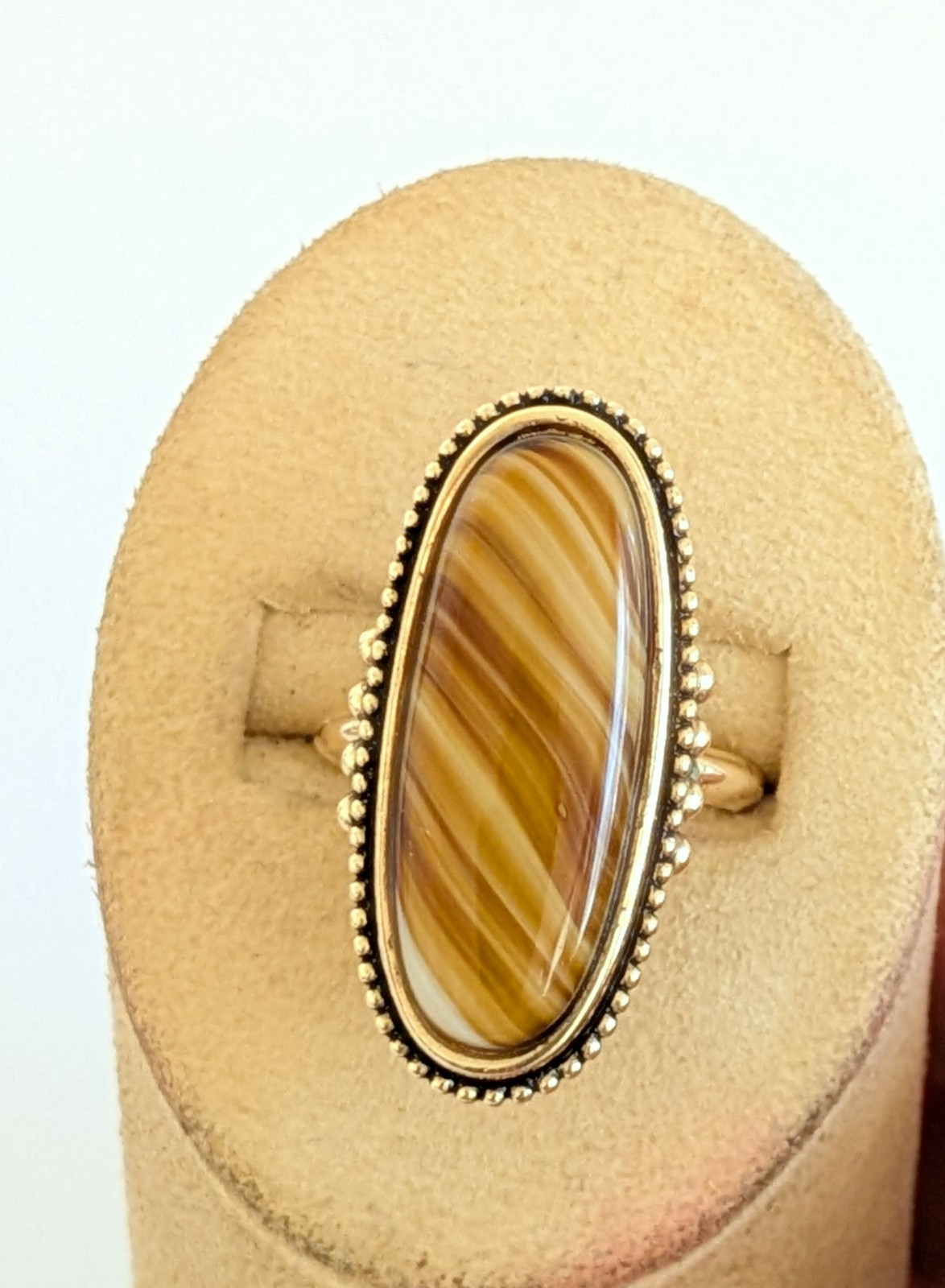 Avon 1978 Shimmering Sands Ring Brown Faux Agate Gold Tone Size 6