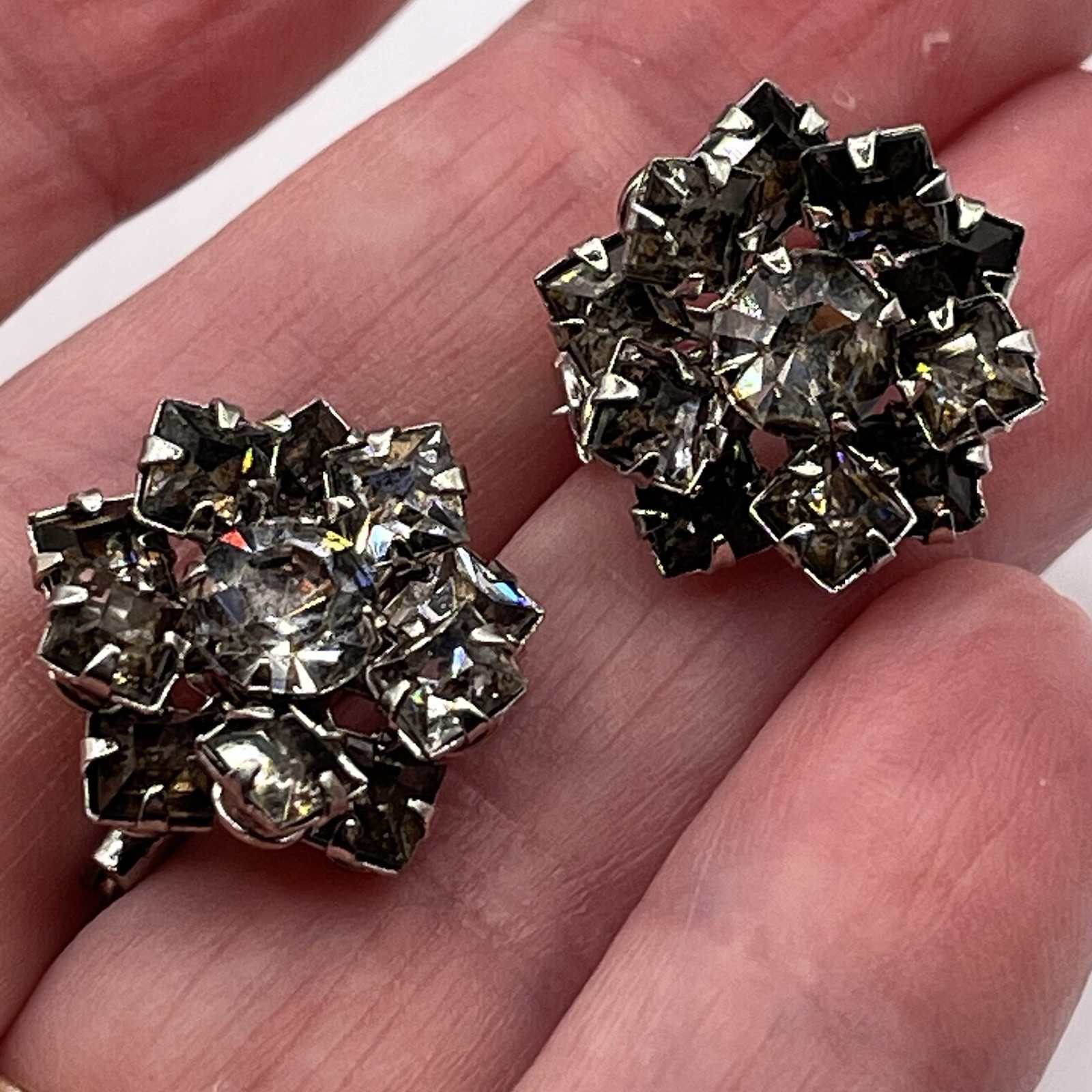Vintage Set -2 Gray Colorless Rhinestone Silver Tone Cluster Prong Scatter Pins