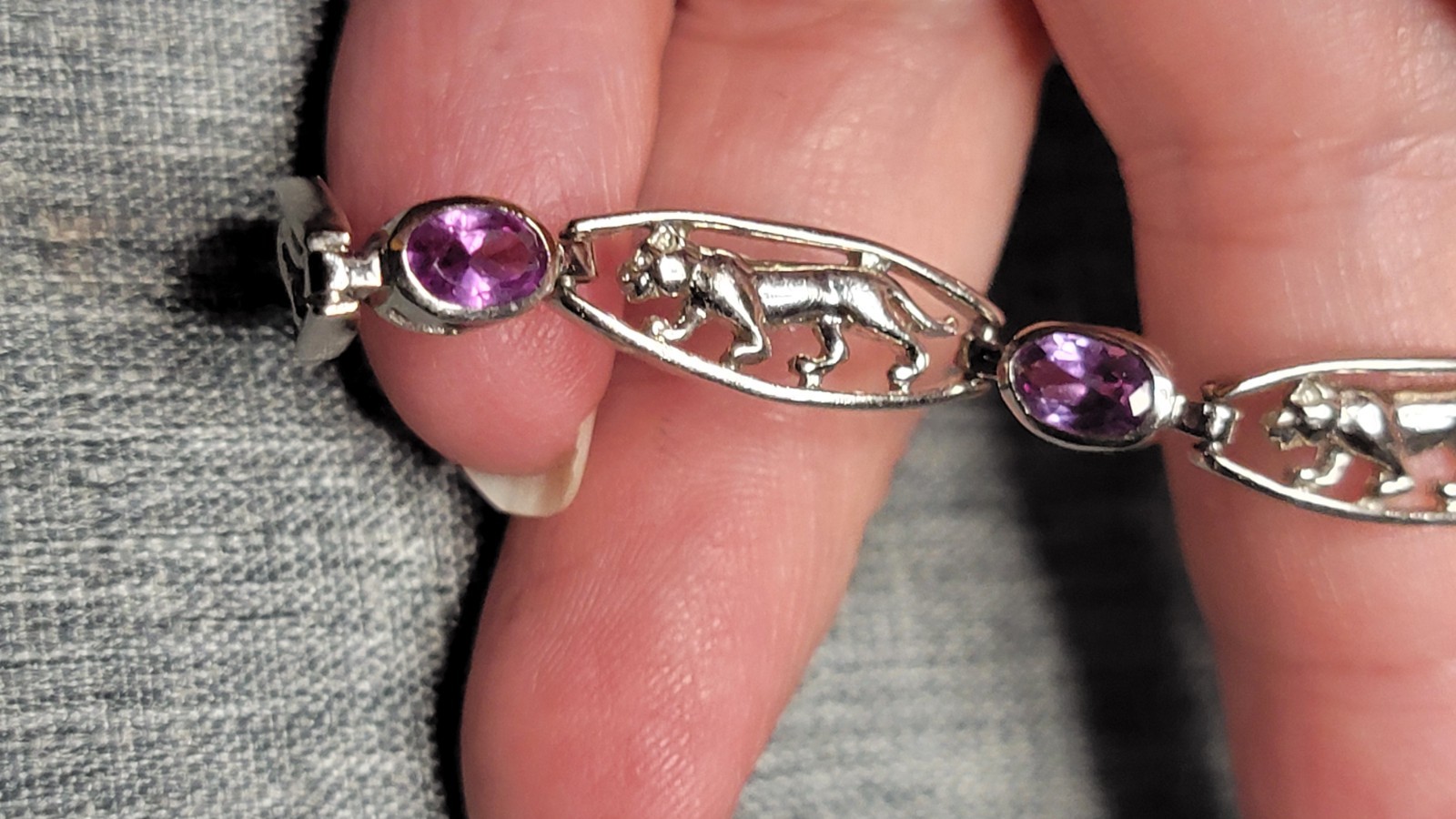 Vtg DBJ 925 Sterling Silver Tiger Amethyst Bracelet Box Clasp