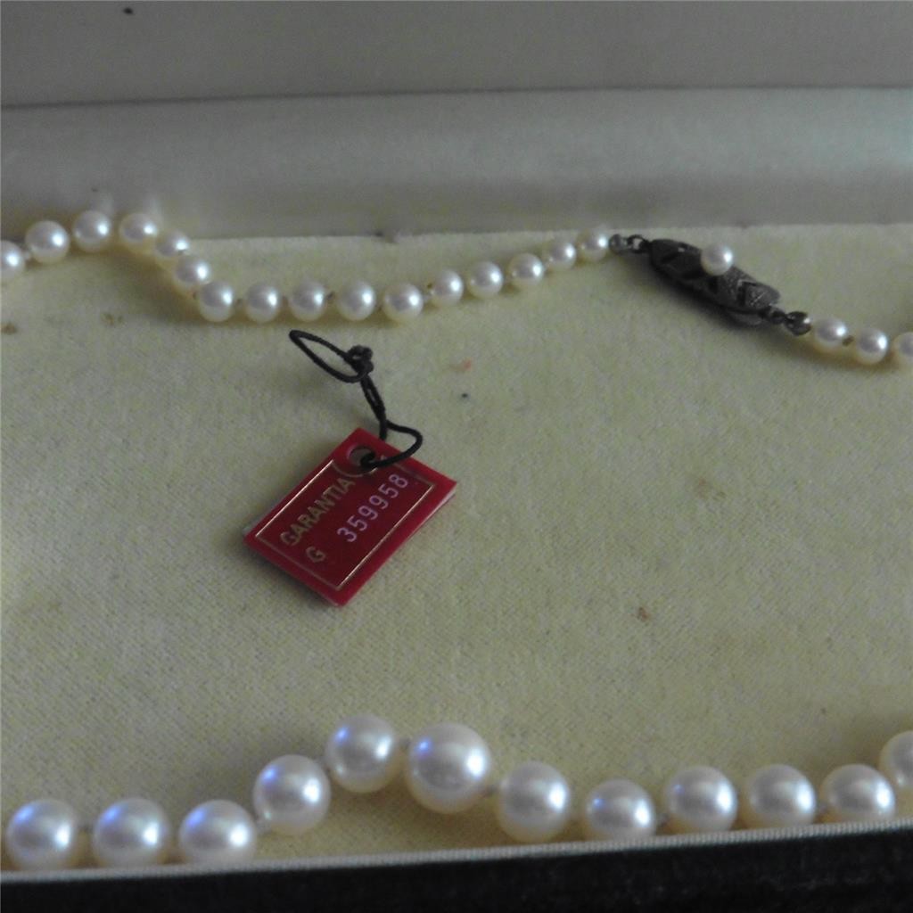 Mikimoto Cultured White Round Pearl Beaded Necklace 20.5in Silver Clasp