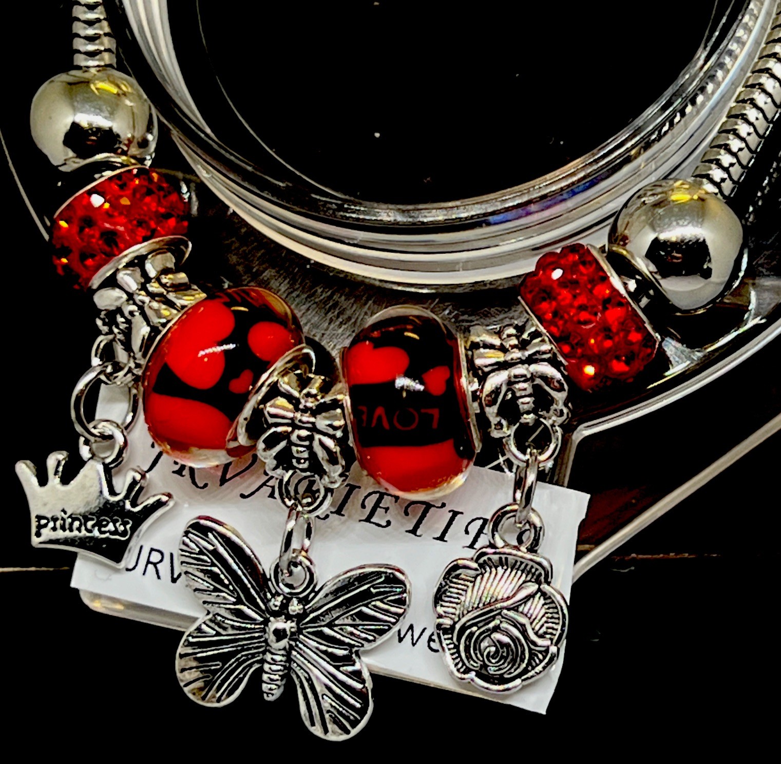 sterling silver bracelets for women. Elegant and stylish for wearing daily basis