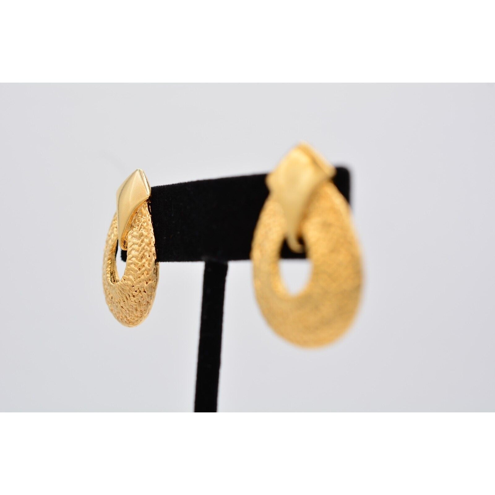 Vintage Pierced Earrings Oval Drop Textured Shiny Gold Tone Dangle 1980s BinAY