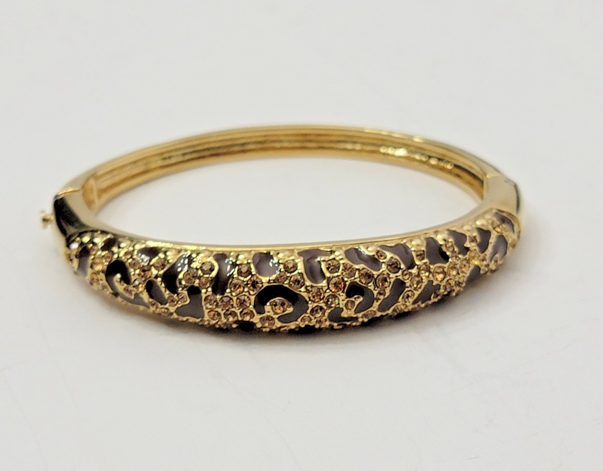 Bangle Bracelet Animal Print Enamel Gold Tone, Hinged Opening