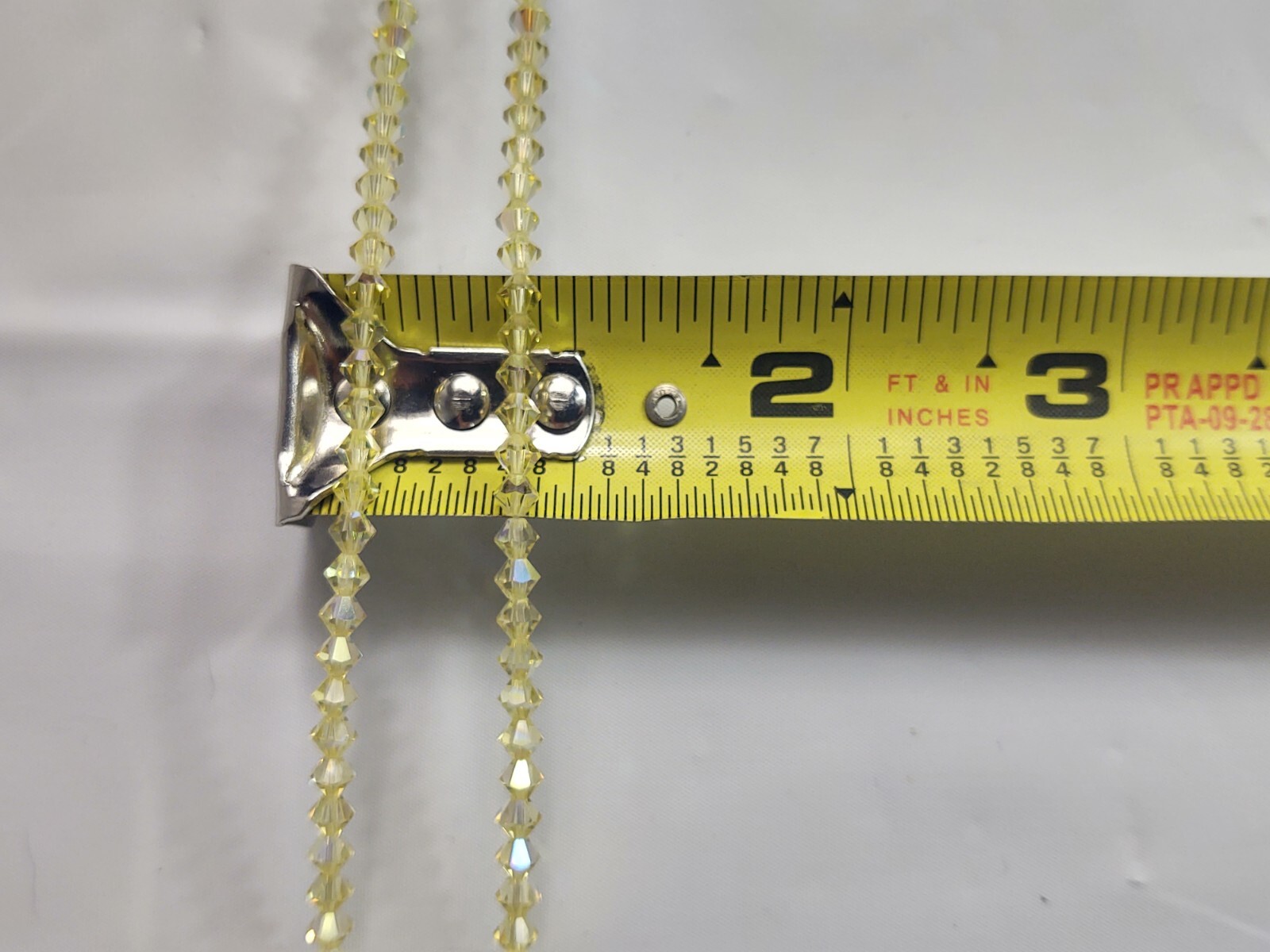 Vintage Yellow Faceted Beaded Stretch Choker Necklace Women’s Costume Jewelry