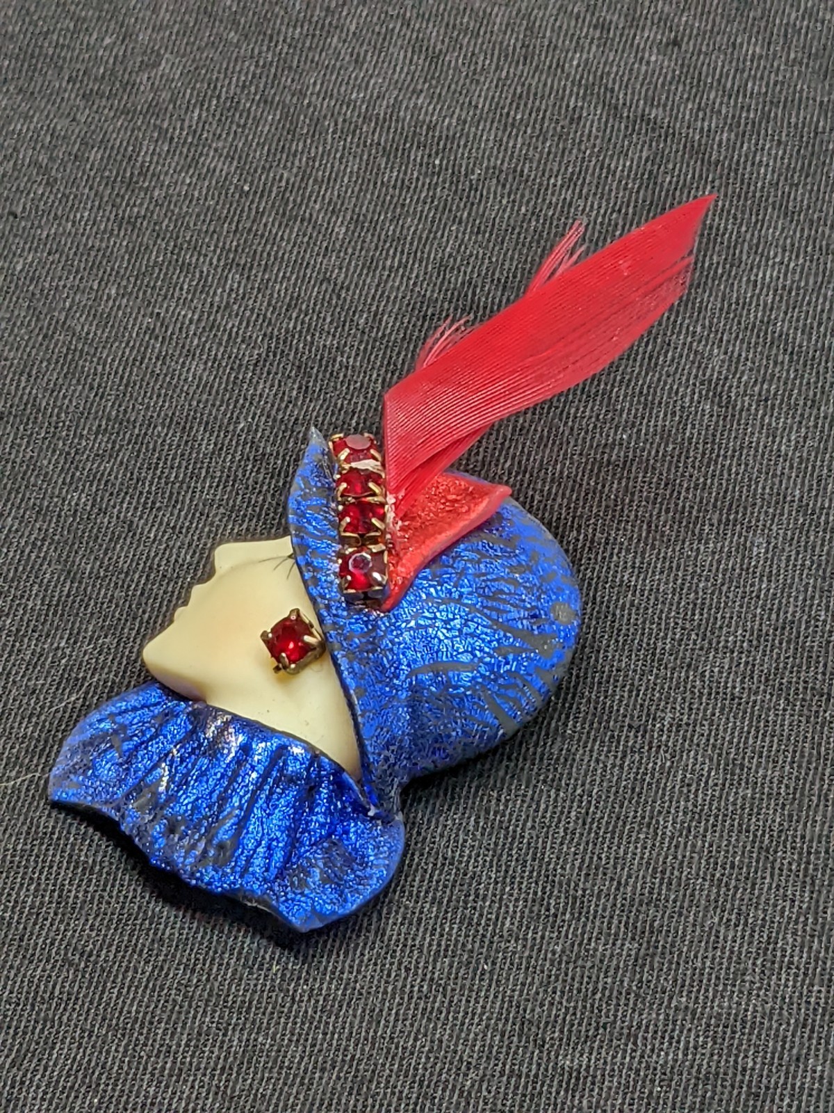 Vintage Lady Head Brooch Blue Glitter Hat Red Rhinestones Feather Pin Retro