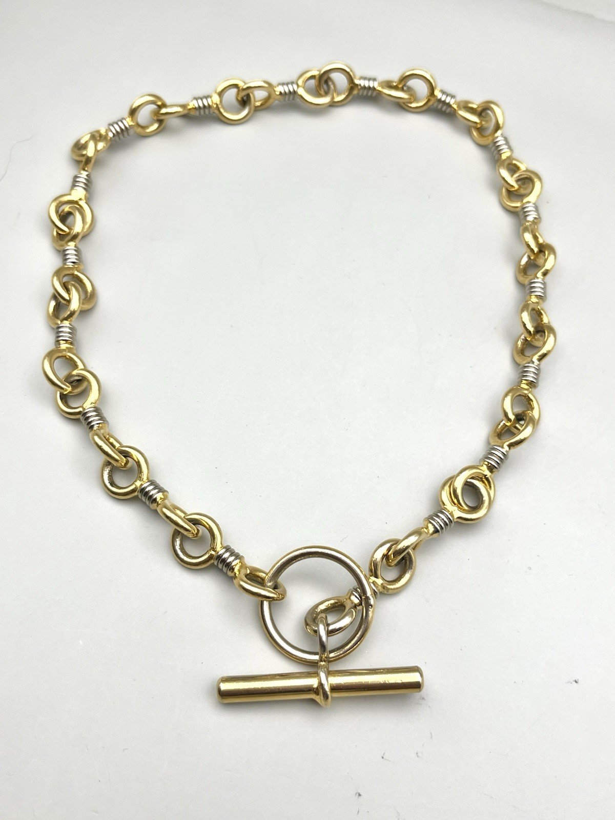 VTG Y2K Chunky Gold 2- Tone Toggle Necklace Circle Link Chain Choker 18″