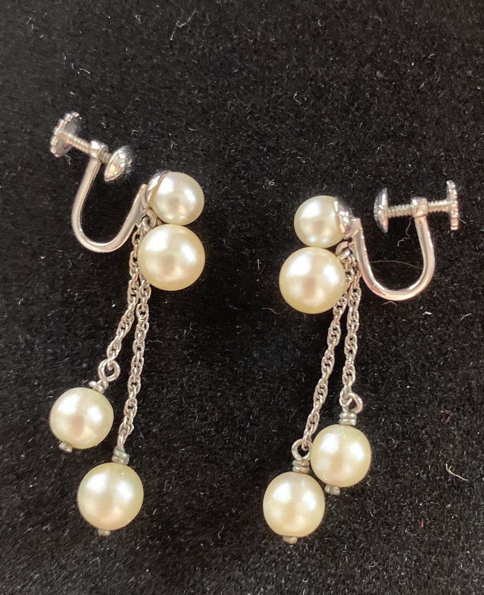 Earrings Champagne Pearls & White Gold 10K Dangle Drop w/ Screw Backs Vintage