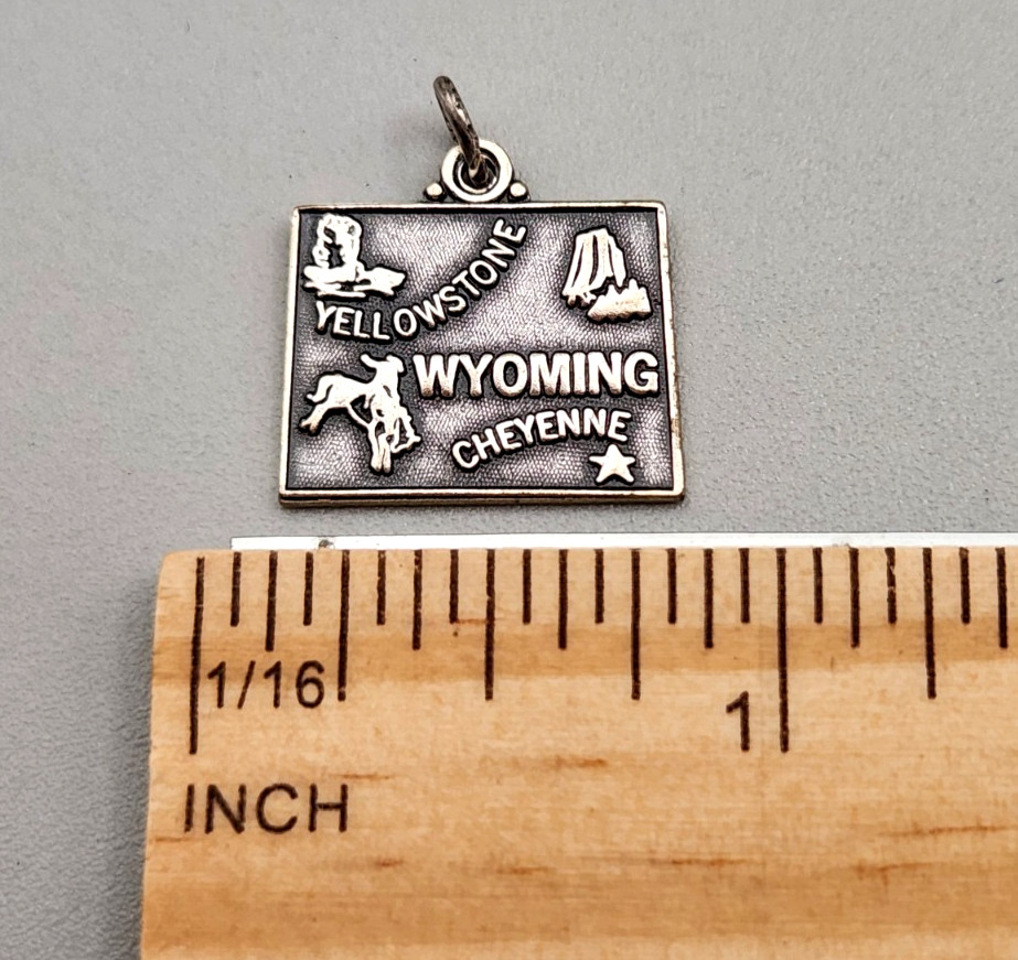 Vintage Sterling Silver Bracelet Charm US State Wyoming