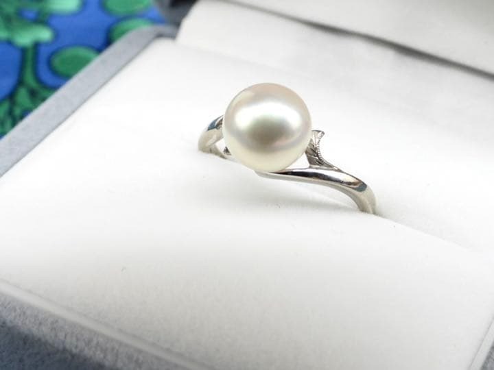 Authentic Vintage Mikimoto Japanese Pearl ring K14