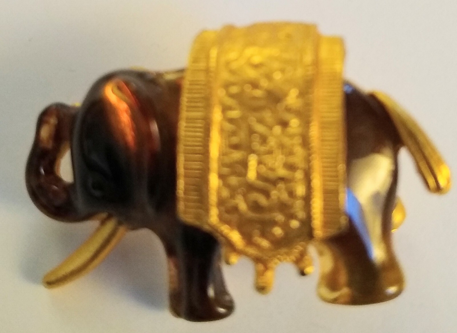 Vintage Gold & Honey Amber Elephant Trunk Up Pin Brooch