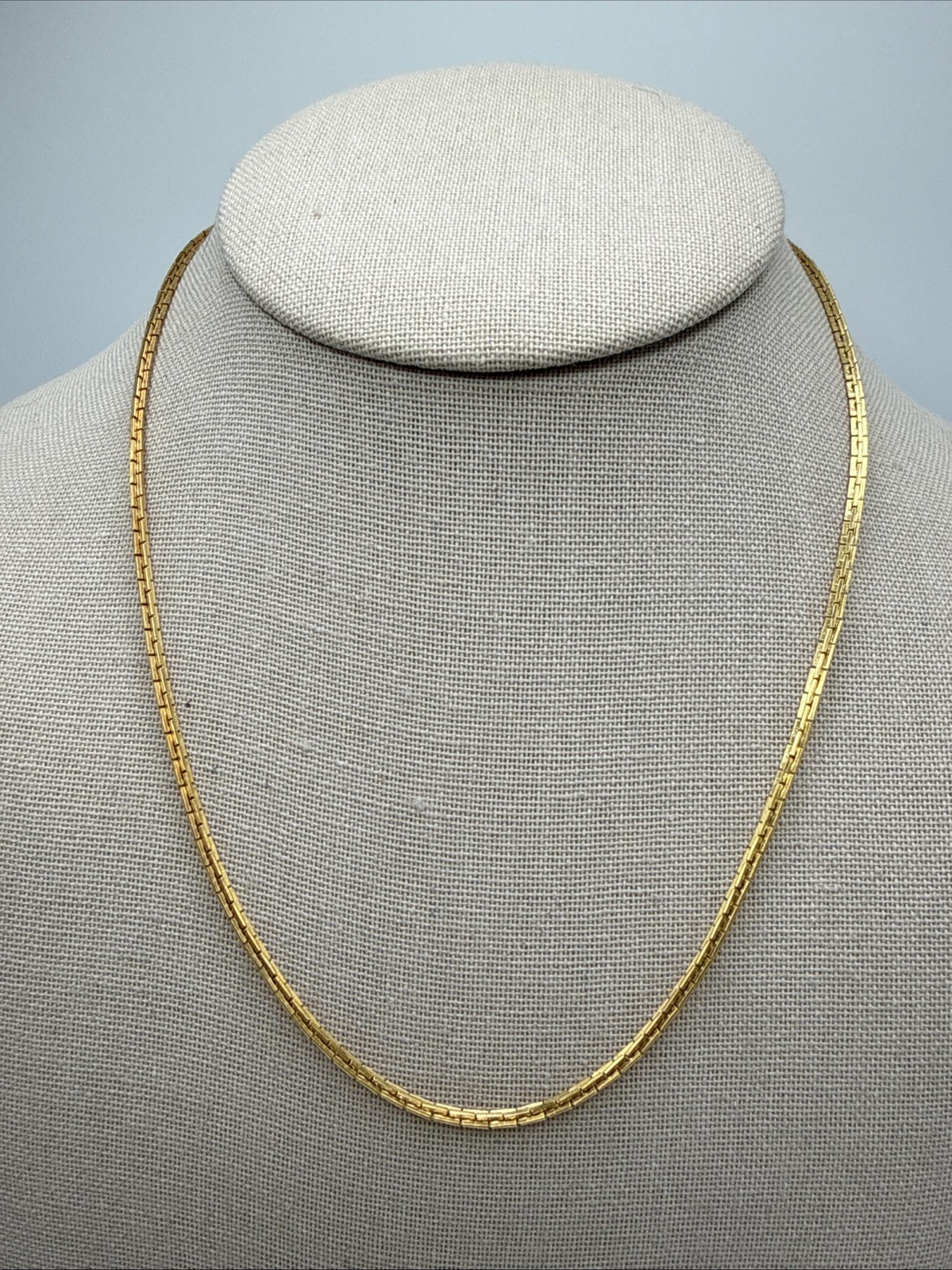 Shiny Gold Tone Bar Link Chain Spring Ring Clasp Necklace 18”