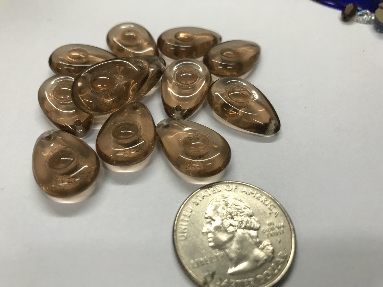 22MM VINTAGE GLASS WEST GERMAN TRANSPARENT SMOKEY TOPAZ PENDANT (16 PCS)