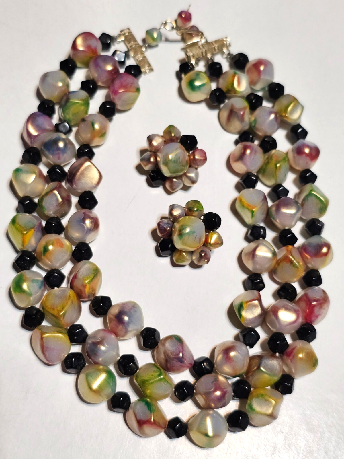 MCM IRIDESCENT BEADED NECKLACE AND CLUSTER CLIP-ON EARRING SET MARKED JAPAN