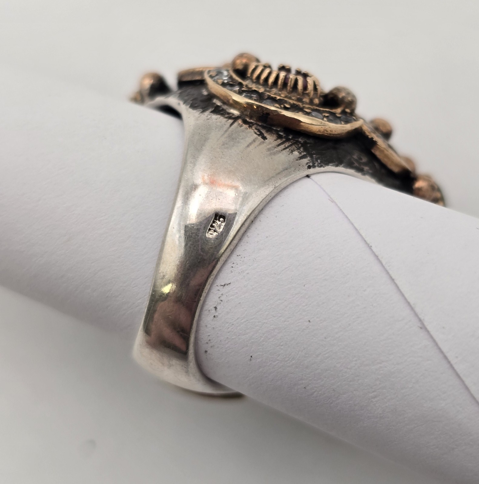 Vintage High Quality Costume Jewelry Ring Stamped 925 Size 8-1/4 Metal Gemstone