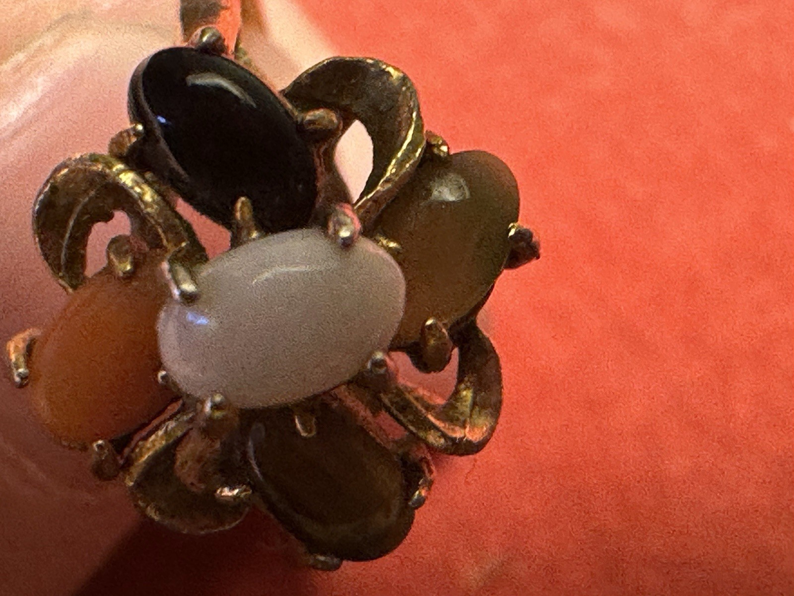 Vintage 5-Stone Multi Gem Cluster Ring | Opal Onyx Tiger’s Eye Jade Carnelian