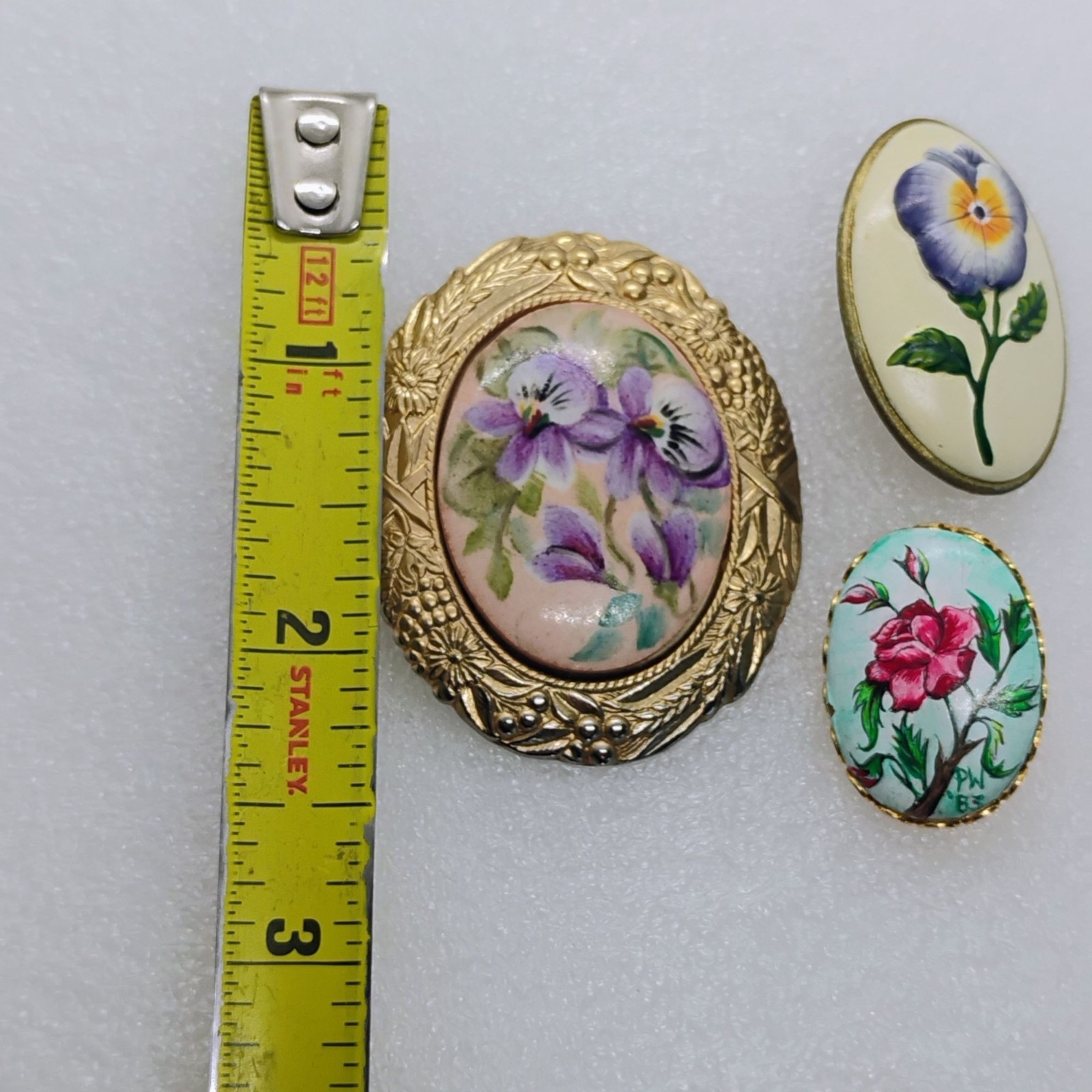 Vintage Lot of 3 Painted Floral Brooches Violet Pansy Rose Cameo Style Gold Tone