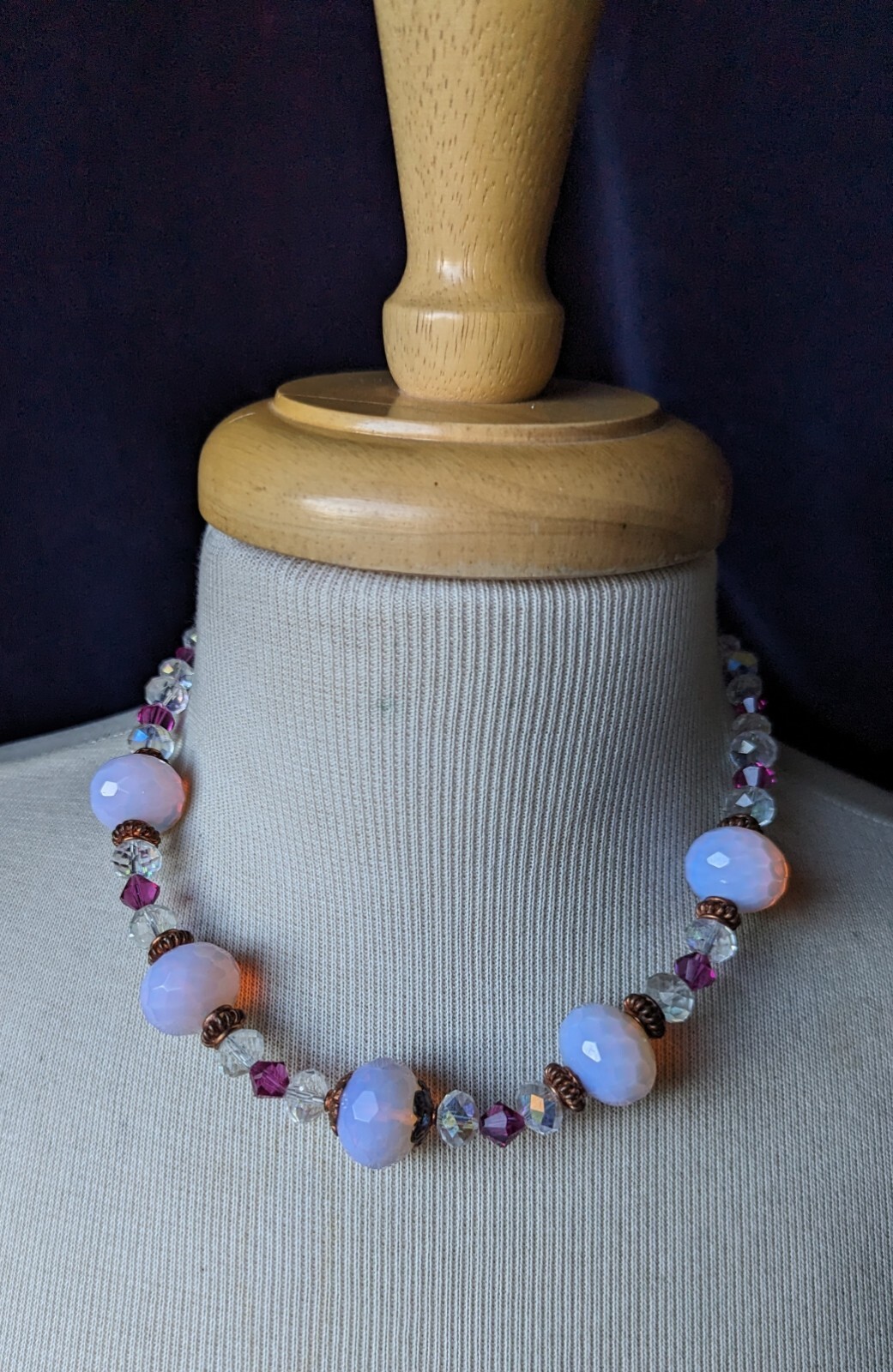 Stunning Artisan AURORA BOREALIS Glowing Milky PINK Bead 18″ NECKLACE