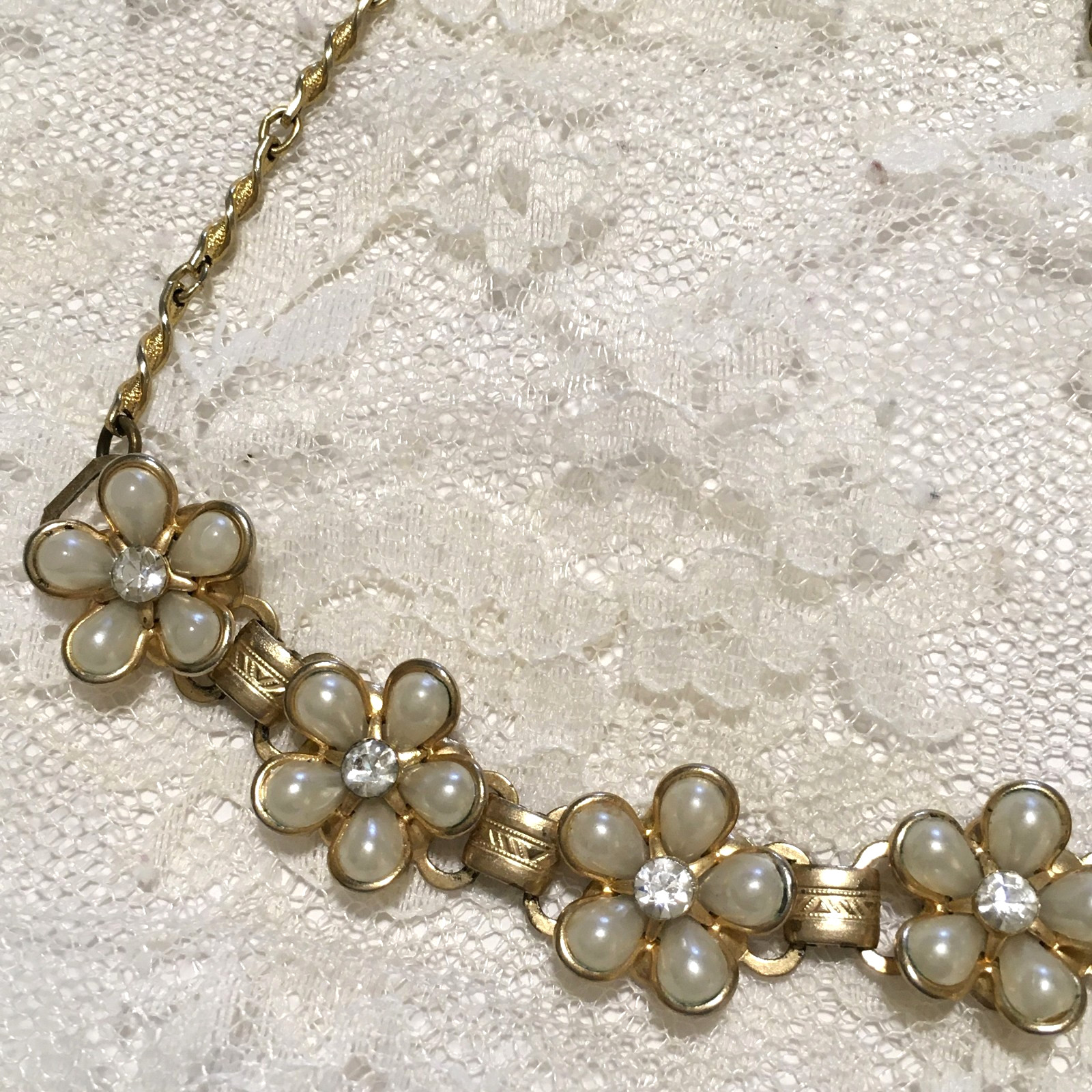 Vintage Boock Chain Floral Necklace Rhinestones Faux Pearls Gold Tone Statement