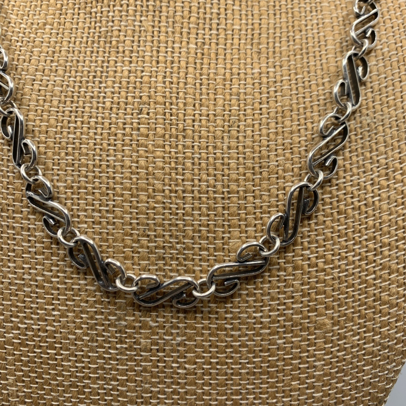 Vtg Handcrafted S Link .925 Sterling Silver 17”L Necklace. 17.9g ~ 7mm W Chain