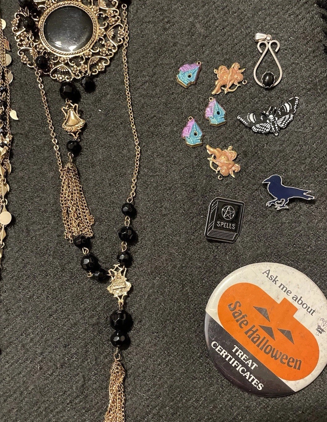 35+ Vintage-Now Costume Jewelry Pieces Gothic Victorian Romantic Styles Wearable