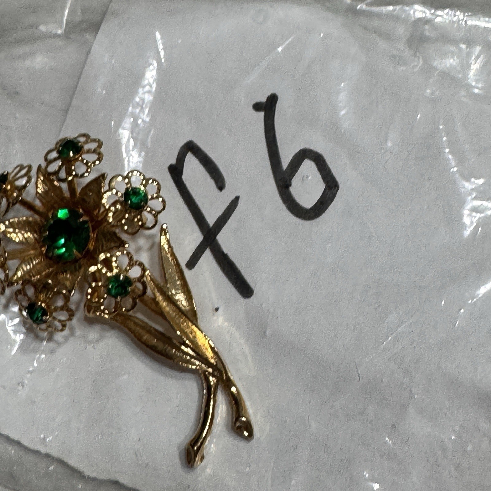 Vtg Green Rhinestone Brooch Pin Gold Tone Open Work Metal Floral Flower Grandma
