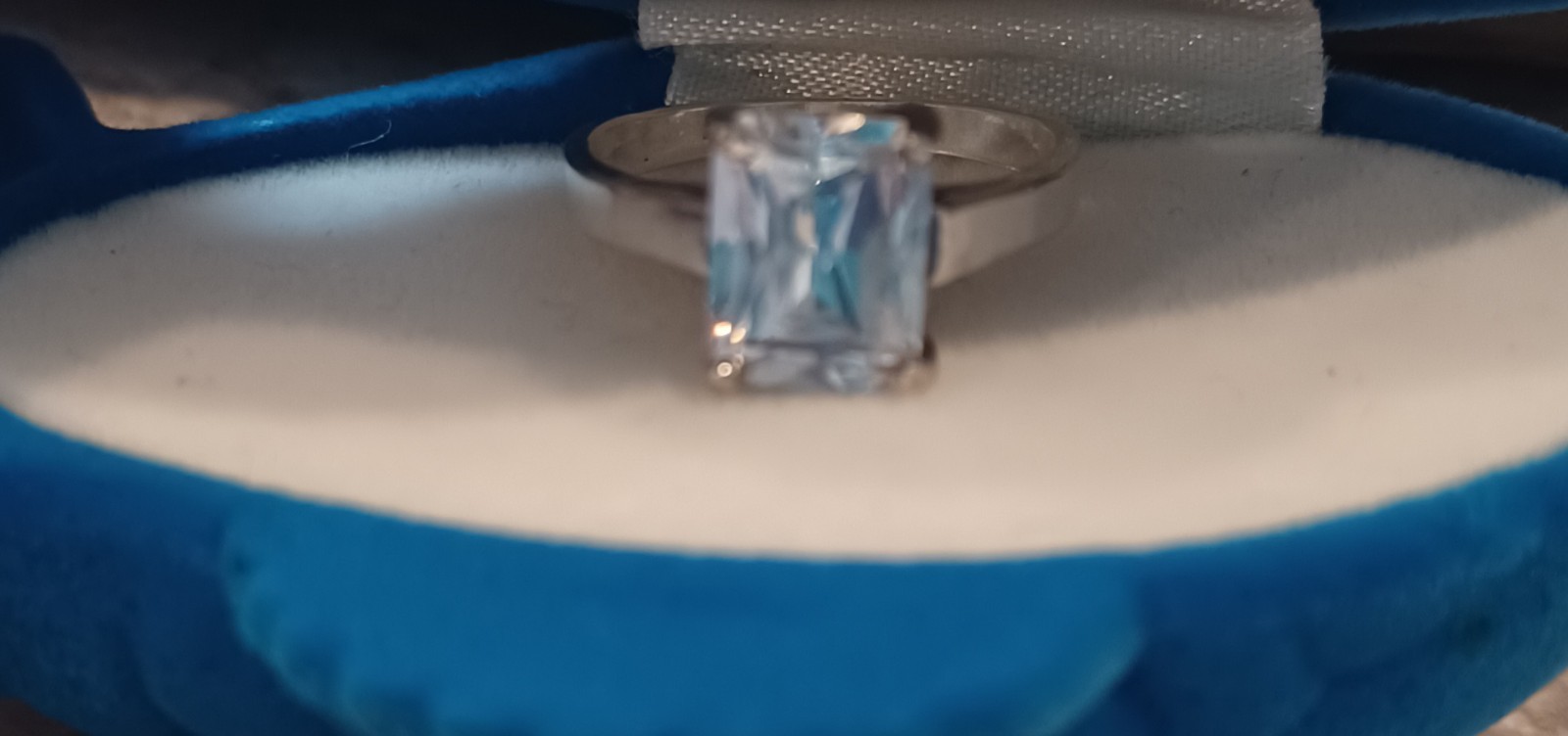 925 STERLING SILVER Ring Cubic Zirconia Stone sz about 7 1/2