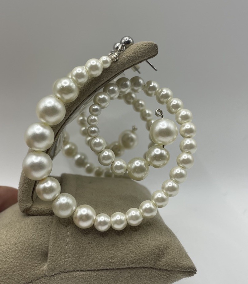 Vintage Large Chunky Faux Pearl Earrings. Graduated Spiral. FUN!
