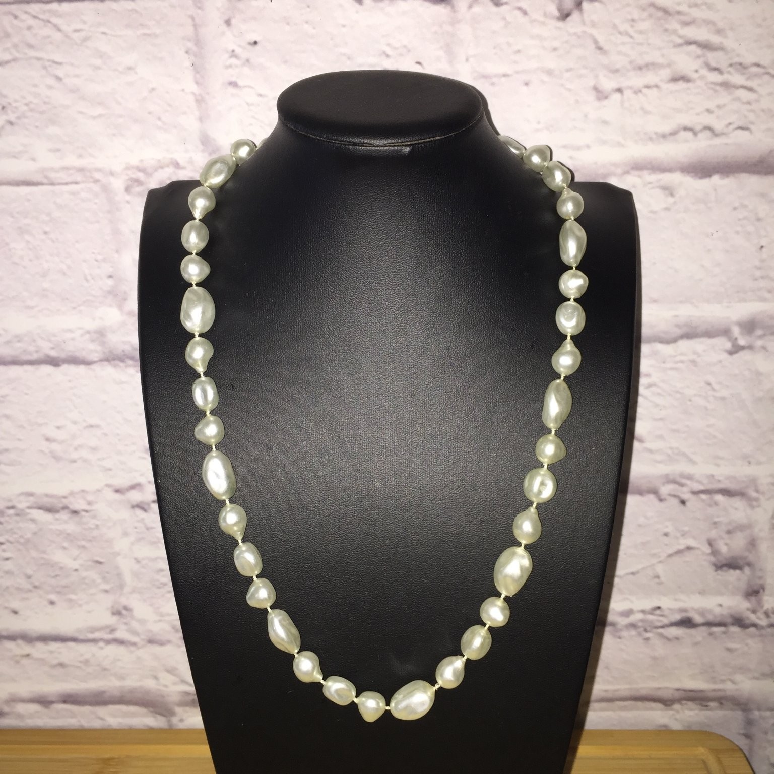 Vintage Faux Baroque Pearl Necklace Gold Tone Clasp Individually Knotted