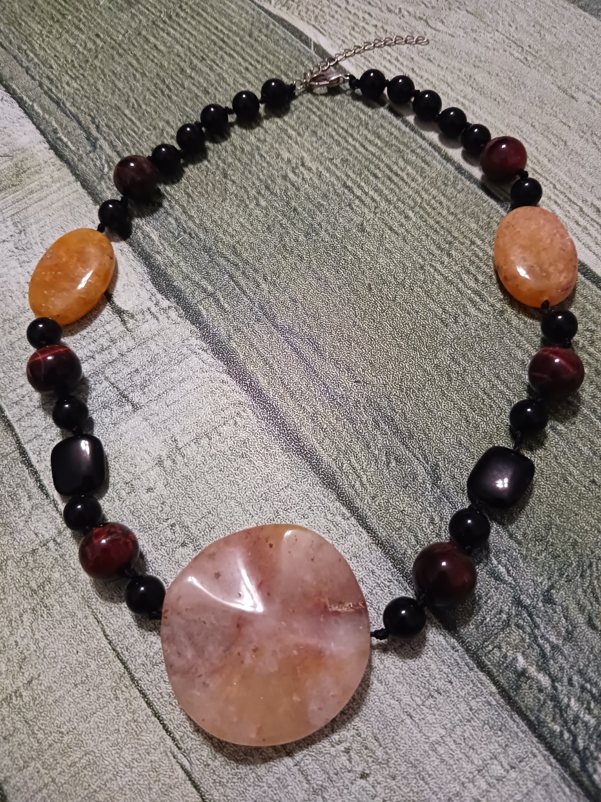VINTAGE Natural Yellow Jade Black Onyx Tigers Eye Gemstones 18k White Gold ✨️