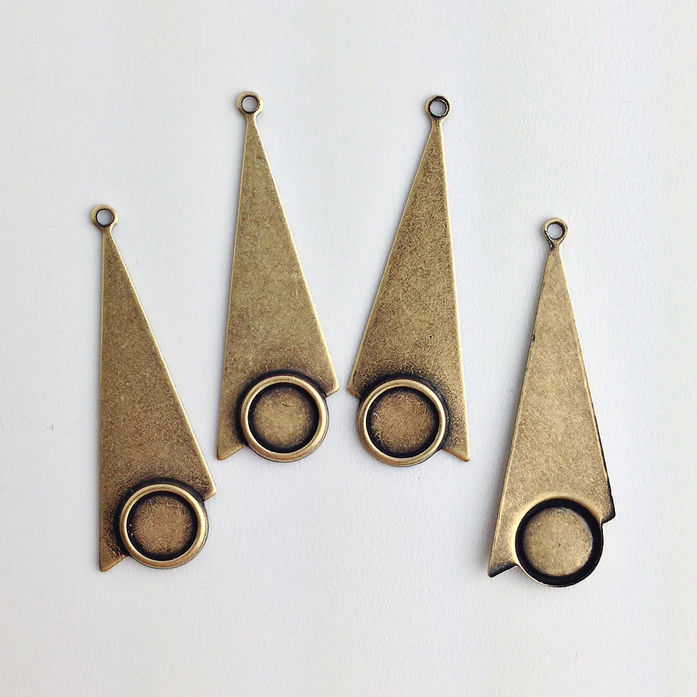 1 Loop Brass Ox Geometric Triangle Pendants with 7mm Setting 39x15mm (4) mtl066H
