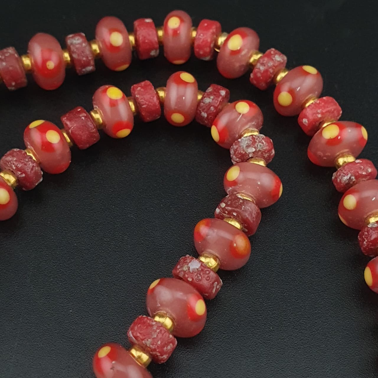 Vintage Venetian Tiny Tire Eye Glass Beads Necklace 26in 8.4-9.2mm