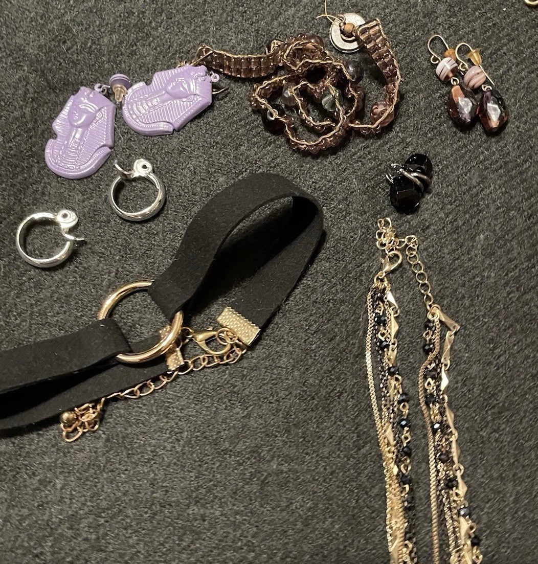 35+ Vintage-Now Costume Jewelry Pieces Gothic Victorian Romantic Styles Wearable
