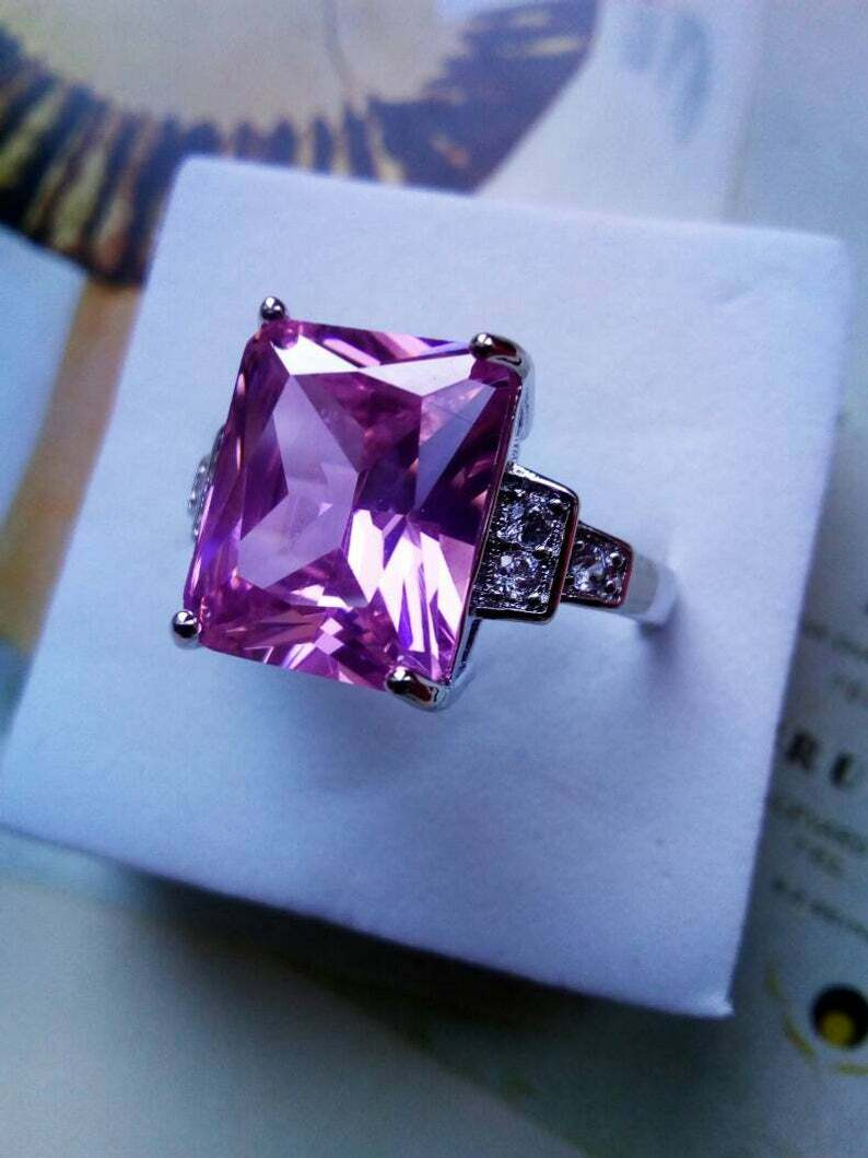 Stunning Art Deco Vintage Sterling Silver Radiant Square Rose Quartz 9.CT Ring