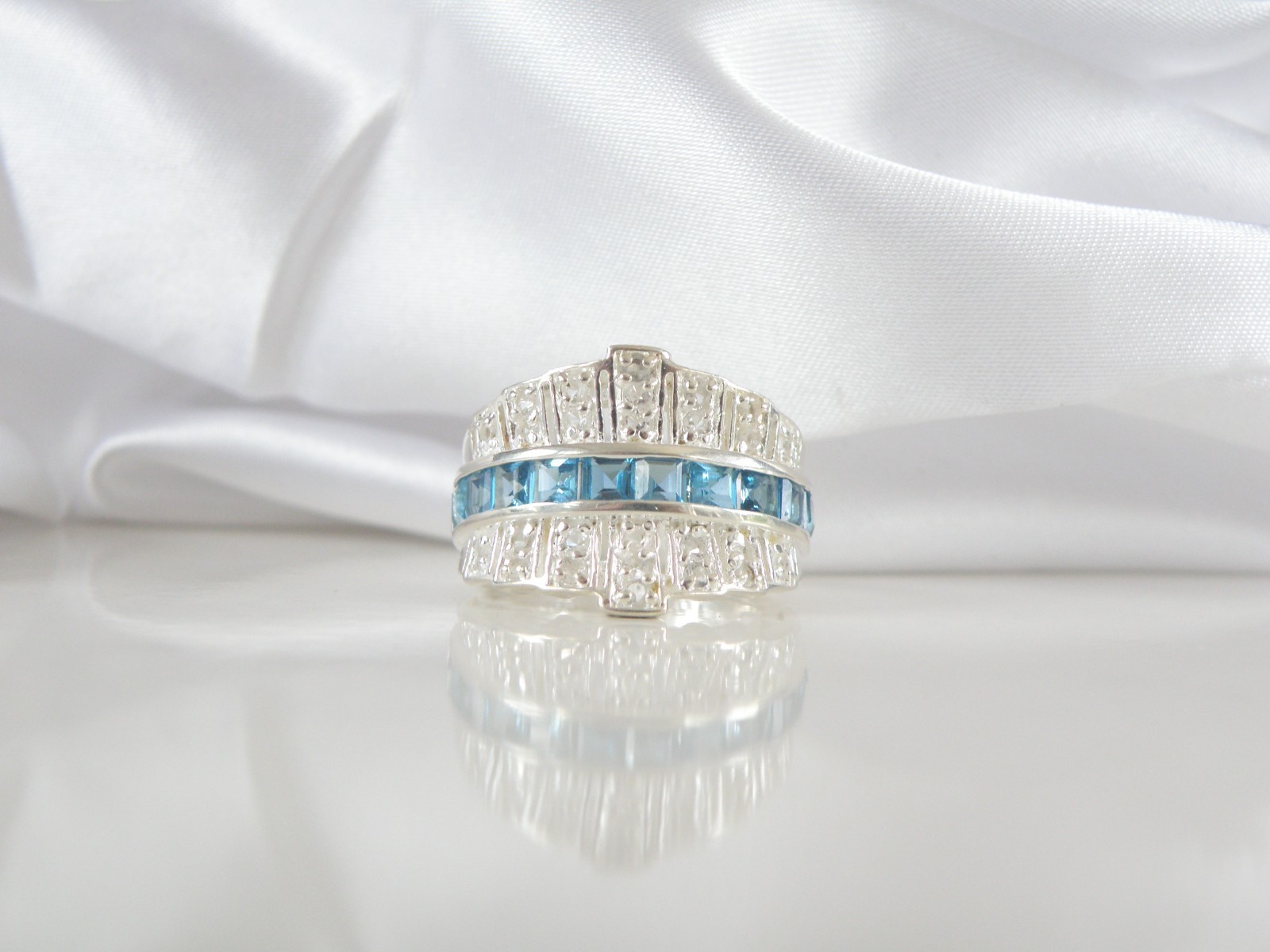 Vintage Sterling Silver 925 Channel Set Natural Heated Blue Topaz Ring Size 6