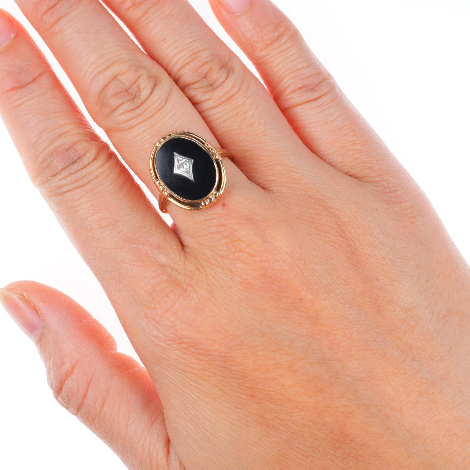 sz7.5 Antique 14k yellow gold diamond, platinum onyx women’s size 7.5 ring