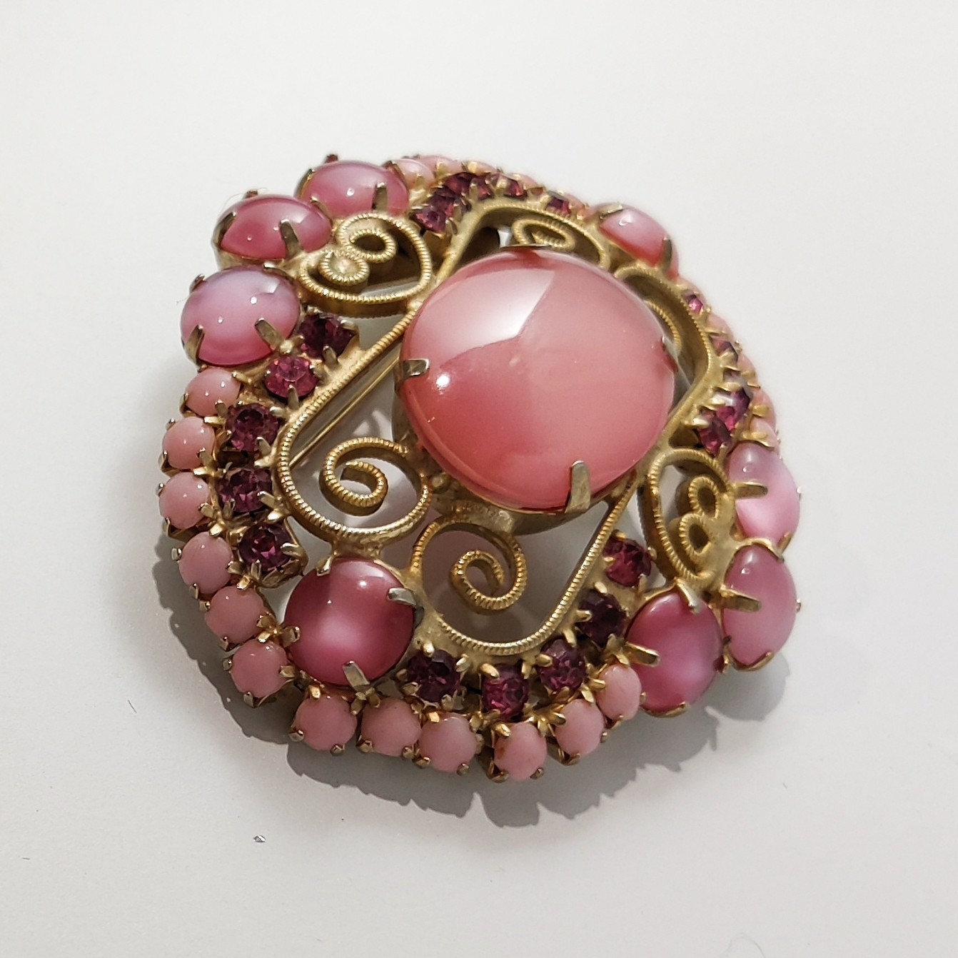 Vintage 1950-60s Brooch Large Moonstone Glass Cabochon Pink Milk Glass Prong Set